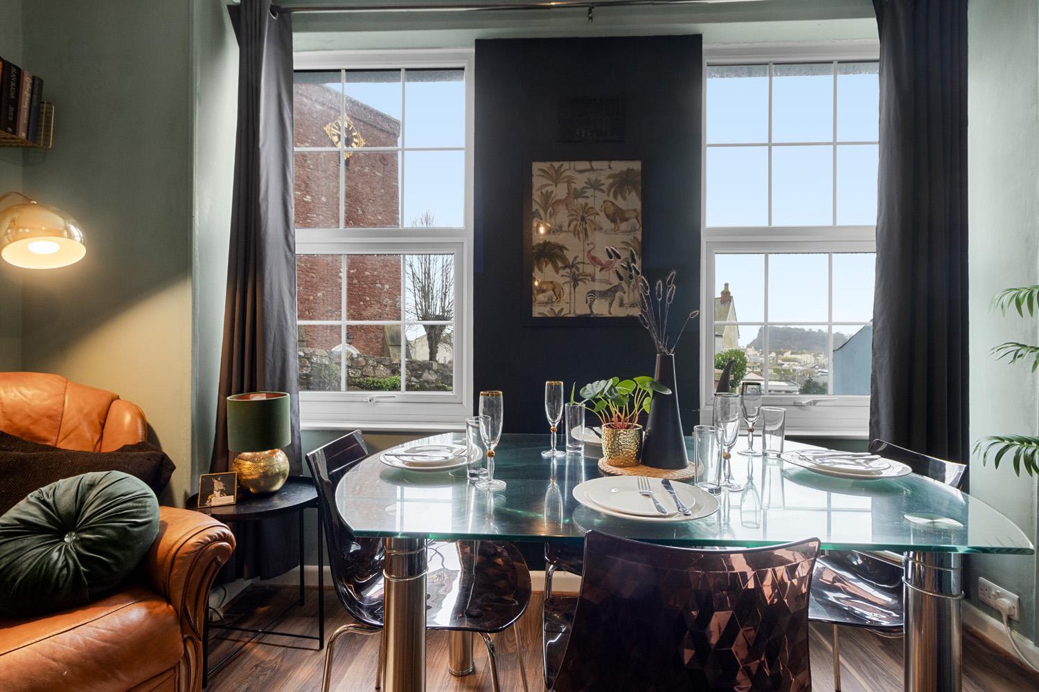 Stylish 2 Bed Apartment Near Beach, Parking, Wifi, Netflix Teignmouth Dış mekan fotoğraf