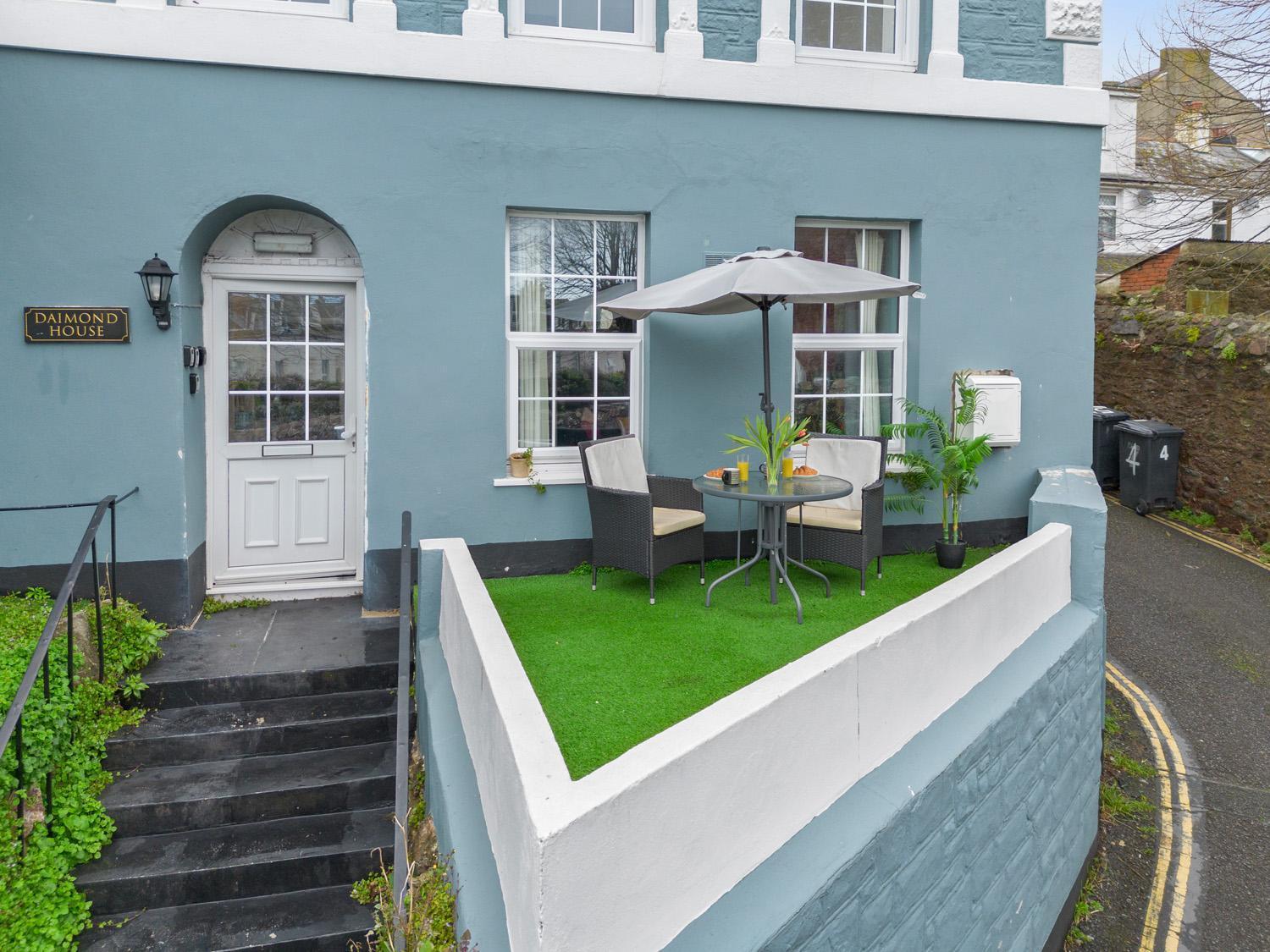 Stylish 2 Bed Apartment Near Beach, Parking, Wifi, Netflix Teignmouth Dış mekan fotoğraf