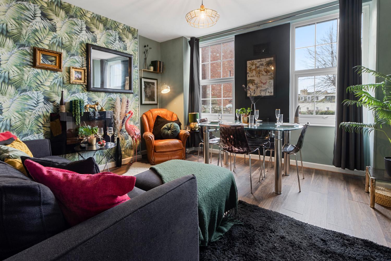 Stylish 2 Bed Apartment Near Beach, Parking, Wifi, Netflix Teignmouth Dış mekan fotoğraf